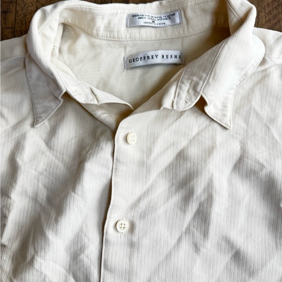 Geoffrey Beene Men's Casual Cream Button Down Shirt - Picture 9 of 13